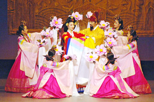 Seoul Performing Arts Company dance troupe performs during a 2006 Japan tour at the invitation of the Min-On Concert Association