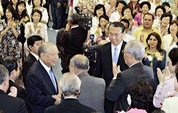 池田会长问候与会会员