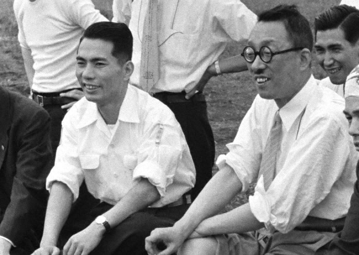 1955年6月於日本山梨，年輕的池田大作會長與其導師戶田城聖會長。