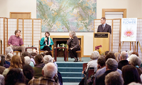 De izquierda a derecha: Russell Boulding, Mary Lee Morrison, Virginia Benson y Kevin Maher.