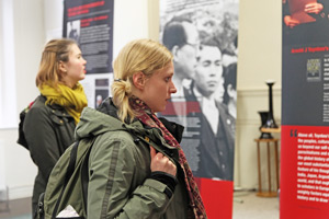 Exhibición sobre el diálogo Toynbee e Ikeda, Londres