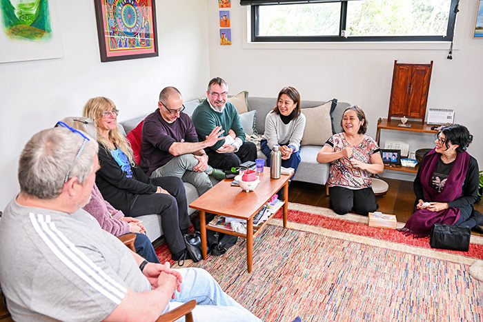 Una reunión de diálogo local de la SGI de Australia en noviembre de 2023.